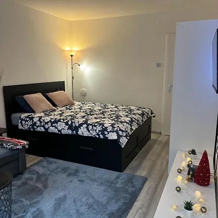 Studio Apartman Stefi Samobor Exterior photo